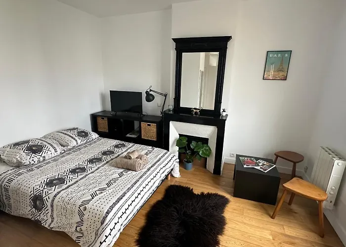 Apartmán Charmant Studio Au Coeur Du 18e *